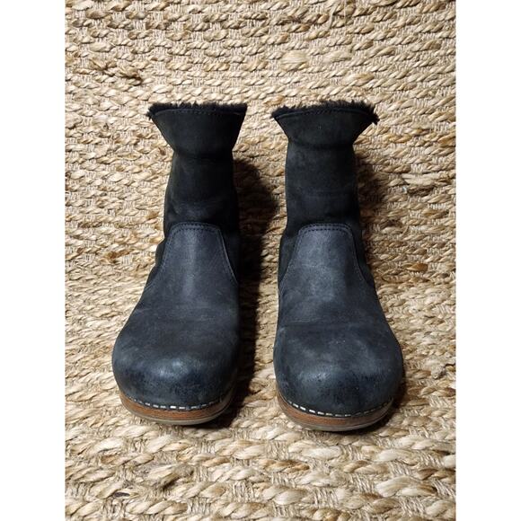 Dansko Bettie Womens Black Booties Boots Leather Nubuck Lined Fur EU 39 US 8.5 - Picture 3 of 12